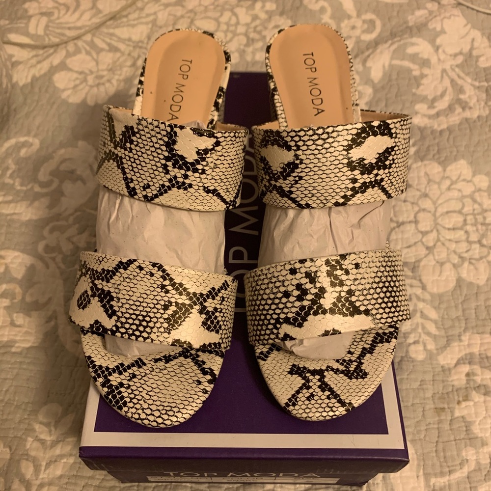 Top Moda Snake Skin Sandal